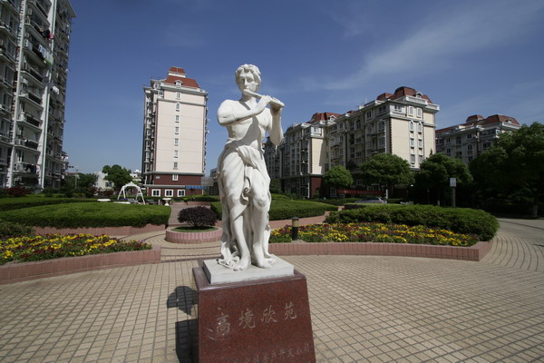 �߾���Է����