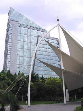 �߾�����